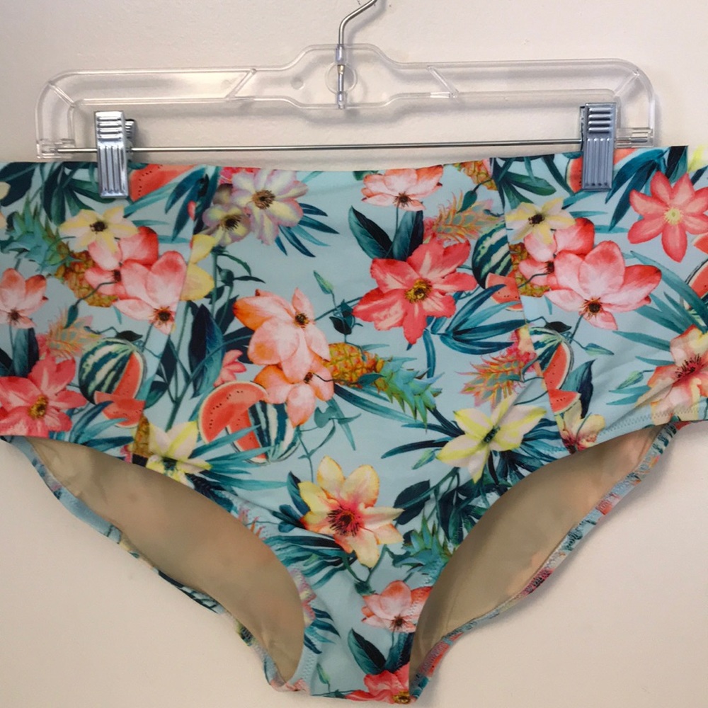 Elomi Swim Briefs aloha print size 14 US NWT